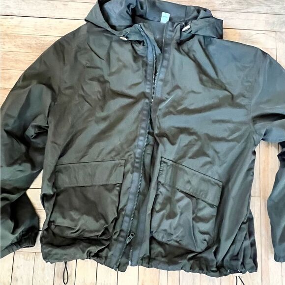 Old Navy lightweight olive green jacket. Size large. - Picture 1 of 7